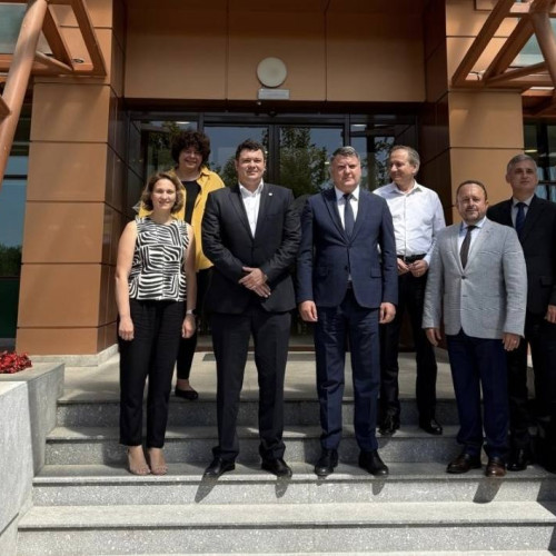 Parteneriat între Nuclearelectrica și universitatea Valahia pentru formarea noii generații de specialiști în domeniul nuclear