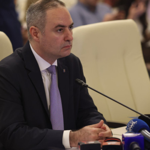 Deficitul bugetar al României continuă să crească, generând o presiune tot mai mare asupra finanțelor publice, transmite ministrul Finantelor, Alexandru Nazare. Potrivit acestuia, țara are nevoie de măsuri rapide și ferme pentru a păstra credibilitatea internațională și stabilitatea economică.