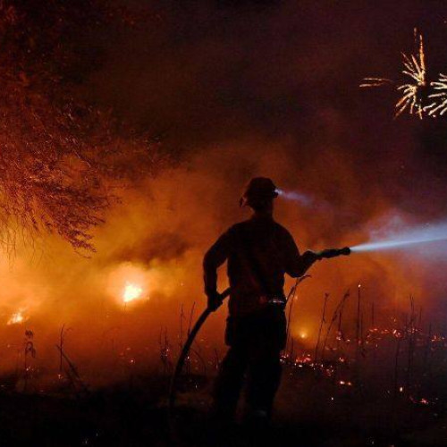 România trimite echipaje de pompieri în Franța pentru prevenirea incendiilor de pădure