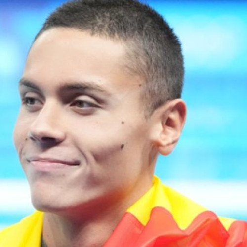 David Popovici câștigă medalie de aur și stabilește record european la Campionatul European de tineret din Slovacia