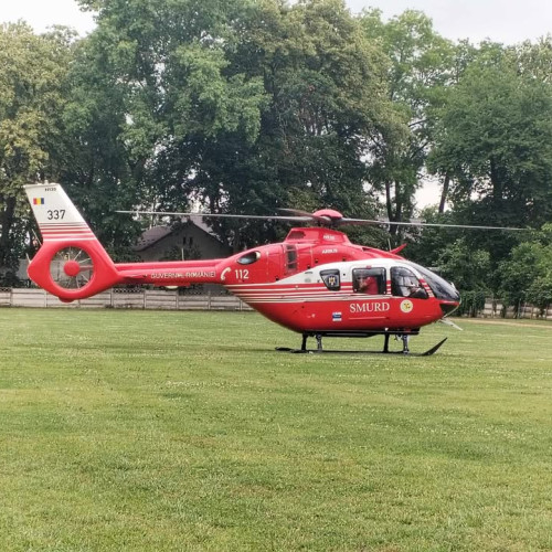 elicopterul SMURD a intervenit de urgență la Botoșani pentru o femeie în stare gravă