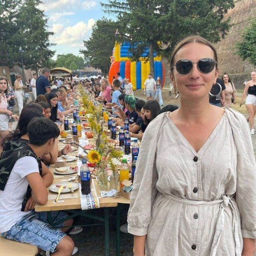 Alba Iulia găzduiește evenimente pentru recordul mondial al celei mai mari mese din lume