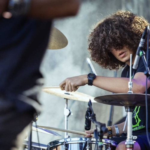 Tânărul pasionat de muzică, David Balan, își împărtășește pasiunea pentru arta sonoră