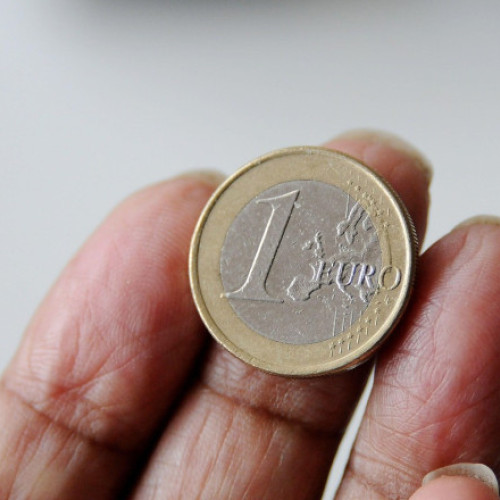 Investitori se mută spre Europa din cauza incertitudinilor din SUA