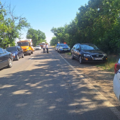 accident rutier între patru autovehicule pe dn 69 în apropierea vinge