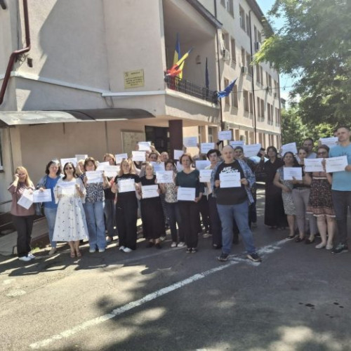 Confederațiile sindicale din România cer întâlnire de urgență cu premierul Ilie Bolojan