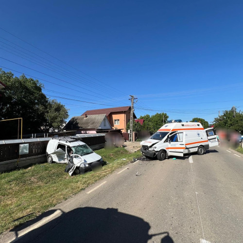 Trei persoane rănite într-un accident rutier din comuna Urecheni