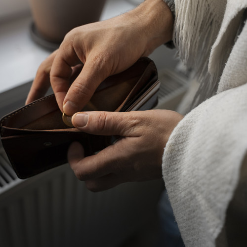 Guvernul pregătește măsuri de reducere a cheltuielilor bugetare pentru a acoperi deficitul