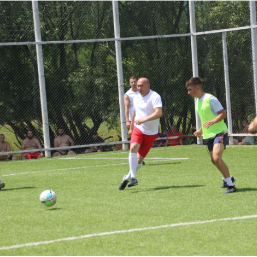 A doua etapă a turneului de fotbal pe teren redus „Cupa Prieteniei” a fost un succes total la Sărbăști