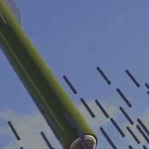 China a dezvoltat o armă capabilă să dezactiveze centrale electrice și să provoace o pană generală de curent, conform ziarului South China Morning Post. Potrivit sursei, această armă ar putea fi o bombă cu grafit, menționează publicația. Televiziunea de stat chineză a difuzat joi o animație care arată o nouă armă destinată să intoarcă sistemele de alimentare cu energie.