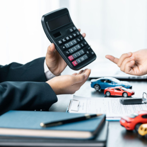 Eliminarea plafonării tarifelor RCA de la 1 iulie: ce se așteaptă de la piață