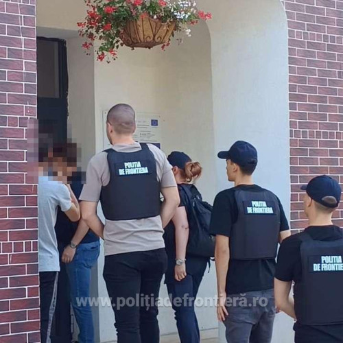 Poliția de frontieră și parchetele din Botoșani au confiscat 206 documente false