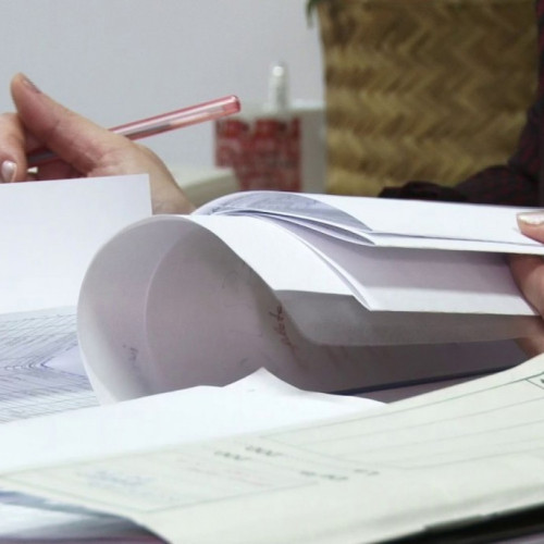 Guvernul a publicat o ordonanță de urgență care limitează sporurile din sectorul bugetar și introduce zile libere compensatorii