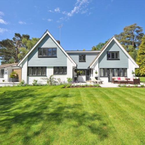 Amenajarea curții: un proiect de suflet pentru un spațiu personal