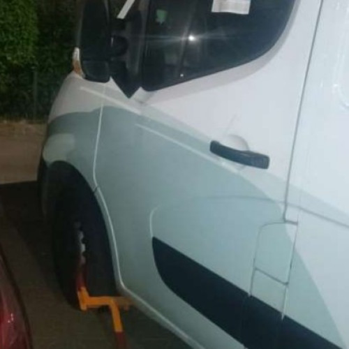 Zece șoferi din Botoșani rămân cu mașinile blocate după acțiuni ale poliției locale