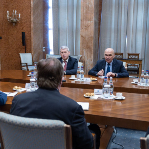Ilie Bolojan discuta despre securitatea regională și cooperarea cu Atlantic Council în București