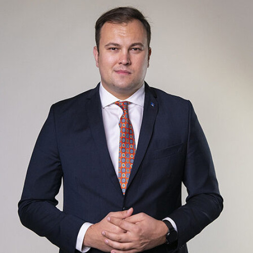 deputatul Octavian Oprea lansează inițiativă pentru limitarea orelor de muncă în sectorul public