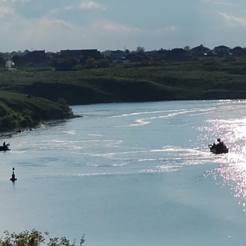 Exerciții militare cu trageri simulate în zona Portului Mangalia