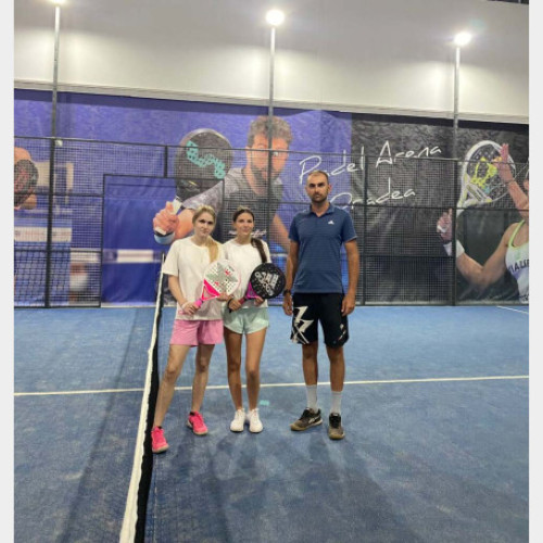 Două junioare din Oradea vor participa la campionatul mondial de padel