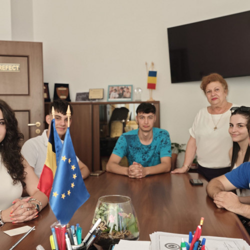 dialog între reprezentanții elevilor și subprefectul județului Galați pentru găsirea soluțiilor