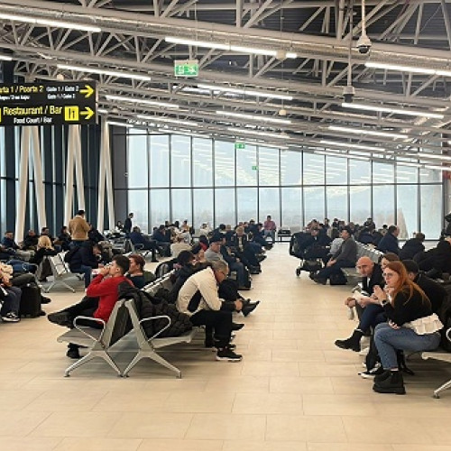 Cresc frecventa zborurilor de la Satu Mare spre București și Londra