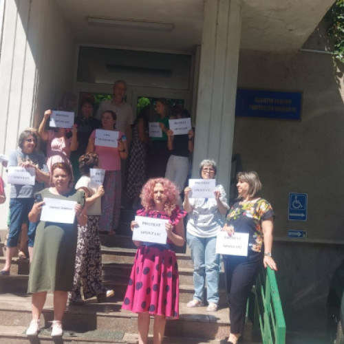 Proteste spontane ale sindicaliștilor din fostele agenții pentru protecția mediului