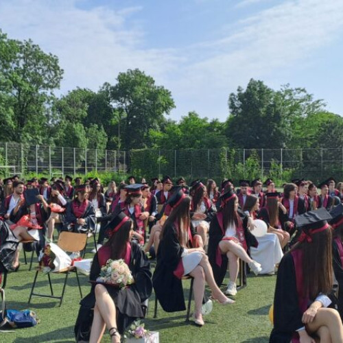 rezultatele examenului de bacalaureat în județul Buzău: colegiul național „Alexandru Vlahuță” ocupă locul al treilea