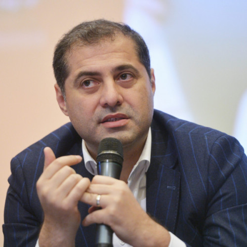 creșterea taxelor fără o analiză atentă afectează economia, avertizează Florin Jianu