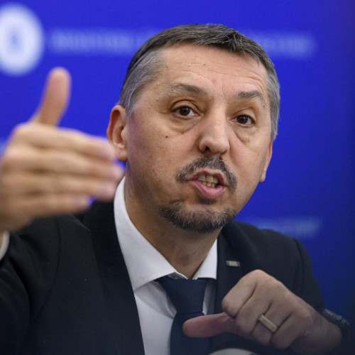 ministrul Daniel David: creșterea burselor nu a motivat elevii să participe mai mult la Bacalaureat