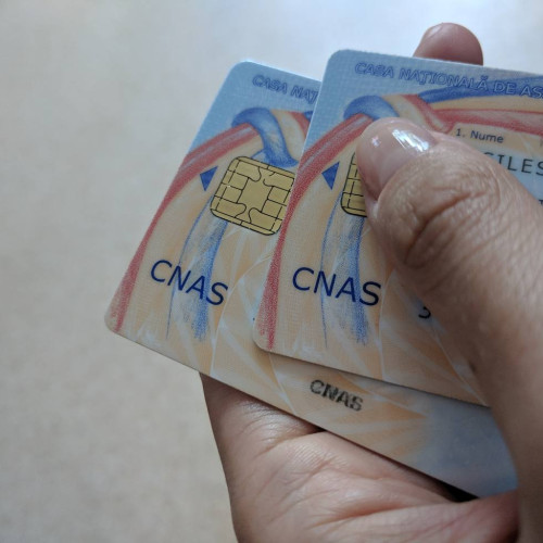 Proiect de lege: persoanele exceptate de la plata CASS vor fi nevoite să contribuie sau vor pierde calitatea de asigurat