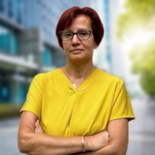 Premierul Ilie Bolojan a semnat un document oficial prin care a decis ca, începând de săptămâna viitoare, Ioana Dogioiu să devină purtător de cuvânt al Guvernului României. El a transmis un mesaj de mulțumire pentru acceptarea acestei responsabilități, menționând că „îi mulțumesc doamnei Ioana Dogioiu pentru că a acceptat această responsabilitate, care nu este deloc ușoară în contextul actual”.