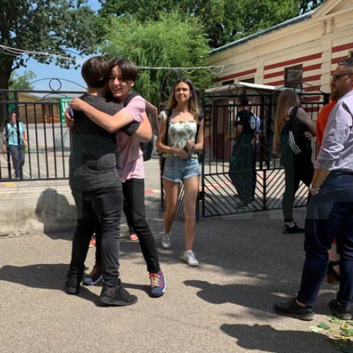 aproape 83% dintre elevii din buzău au promovat evaluarea națională