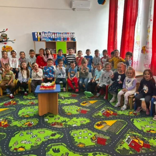 Primăria Nicolae Bălcescu a atribuit un contract pentru reparații și zugrăveli la grădinița „Carusel”