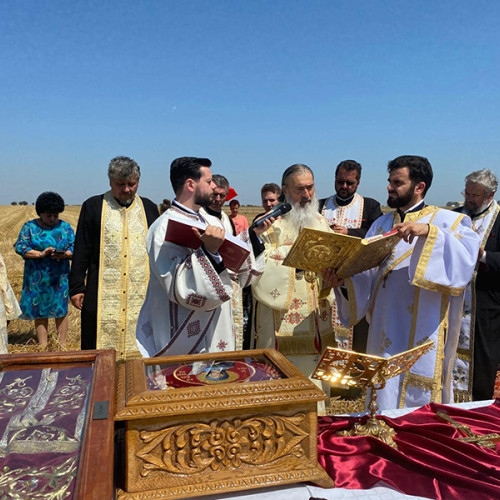 slujbă pentru ploaie la Cumpana, oficiată de Înaltpreasfințitul Teodosie