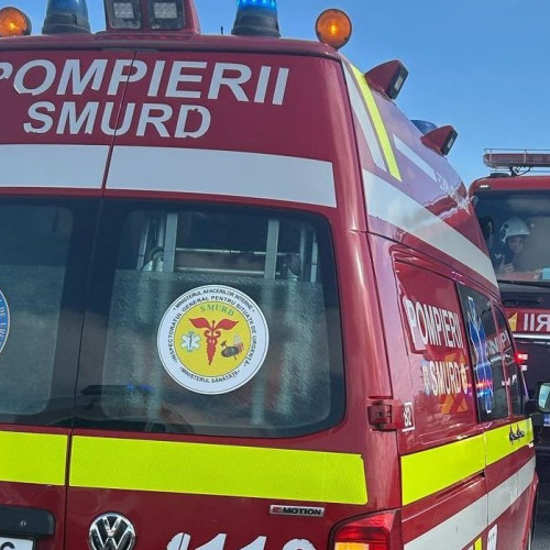 Mașină cuprinsă de un incendiu pe drum spre București