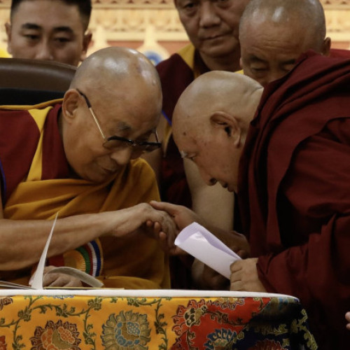 Ministru indian: doar Dalai Lama poate decide succesorul său