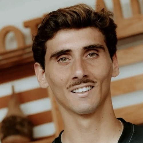 Portughez de 29 de ani semnează cu universitatea Cluj după perioada petrecută la Otelul Galați