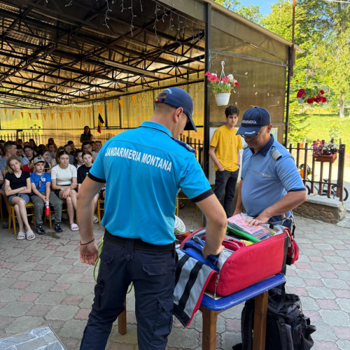 Jandarmii montani din Neamț291; au desfășurat activități preventiv-educative în cadrul taberei ARC