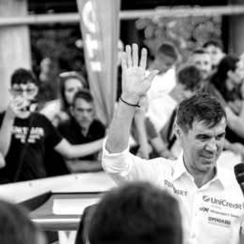 Mihai Leu, condus pe ultimul drum la Hunedoara