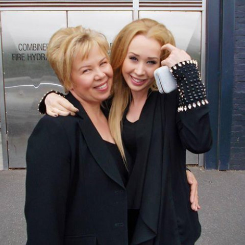 tensiuni în familie: povestea unei artiste născute în botosani despre tatăl care a fugit din tara