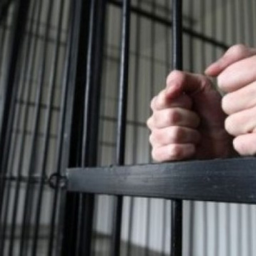 bărbat acuzat de tâlhărie pe strada roman, arestat de poliție