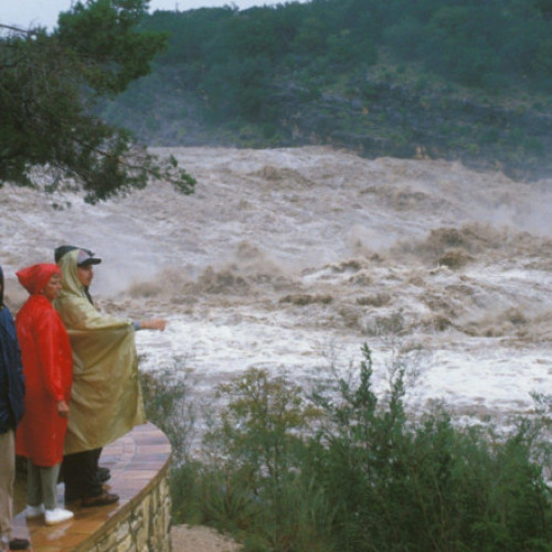 Inundații fatale în Texas: mai mulți oameni au murit și sunt dispăruți