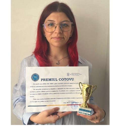 Tânără de succes de la Hârșova, premiată pentru implicare și performanță