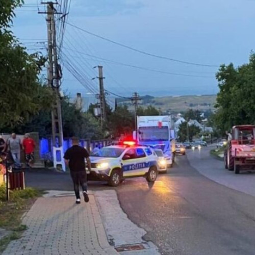 Accident grav în Suceava: o fetiță a murit după ce tractorul în care era a ieșit din șosea
