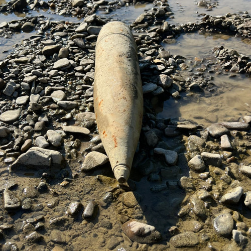 Descoperire de muniție de război în albia râului Siret