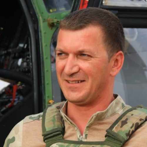 Comandantul Bazei 95 Aeriană Bacău, Ciprian Marin, a fost pilot de elicopter în Bosnia, Afganistan și Mali