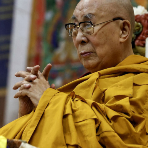 dalai lama împlinește 90 de ani și menține speranța de a se reîncarna
