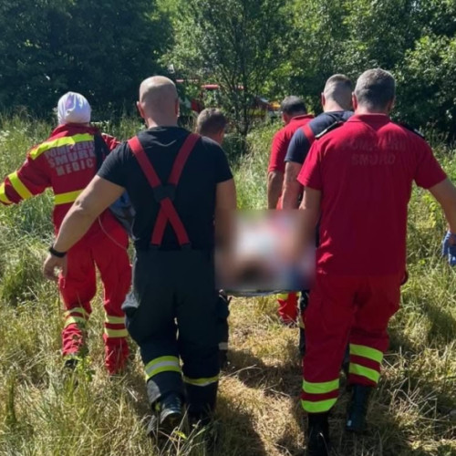 Doi oameni salvați după ce au fost găsiți in conștiență într-un bazin cu apă în Cluj