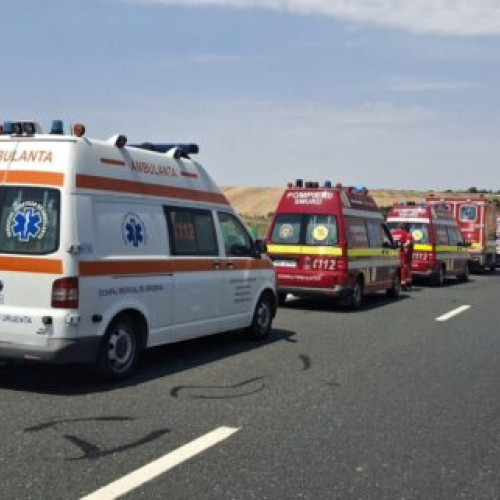 Plan roșu de intervenție activat după accident pe autostrada A2 în județul Constanța