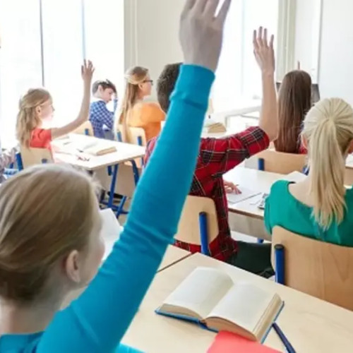 Peste 23 de milioane de lei pentru bursele elevilor din județul Iași în primele luni ale anului școlar 2024-2025